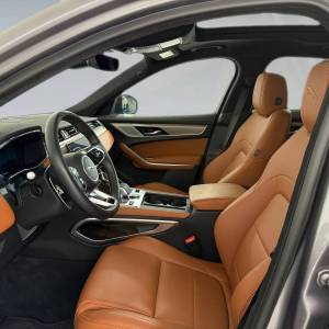 Jaguar F-Pace 90th Anniversary D204 A9