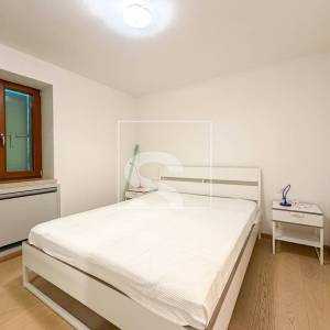 Kamena kuća Funtana, 4 spavaće sobe 500 metara do mora