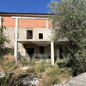 KAMENA KUĆA VISOKOG POTENCIJALA