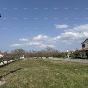 Kanfanar – atraktivno građevinsko zemljište 796 m²