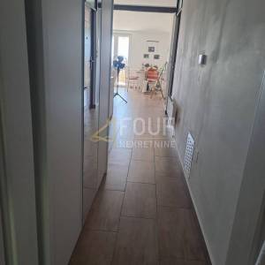 Kastav, 76.50m2, 2s+db, terasa, pogled na more