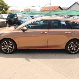 Kia Ceed Sportswagon 1.6 CRDi AUTOMATIK *NAVIGACIJA, KAMERA*