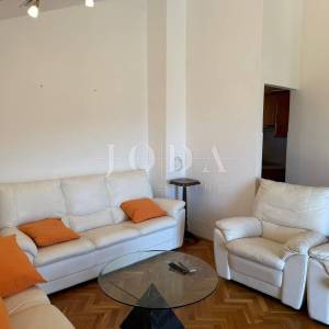 Klenovica dvosobni stan 200m od mora