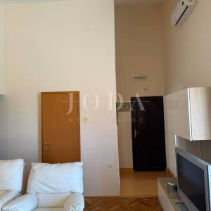 Klenovica dvosobni stan 200m od mora