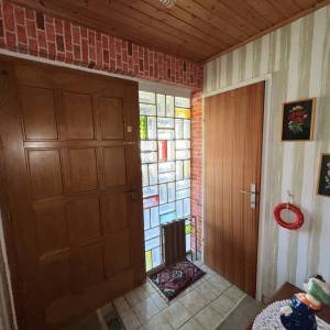 Kloštar Ivanić - uređena prizemnica s 3 spavaće sobe, garažom i parcelom od 2.054 m2