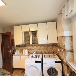 Kloštar Ivanić - uređena prizemnica s 3 spavaće sobe, garažom i parcelom od 2.054 m2