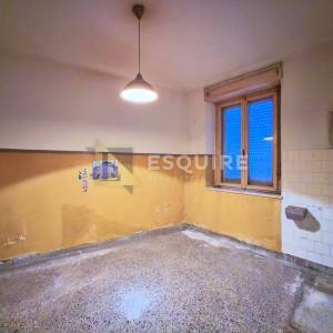 KOLOVARE -  Trosoban stan u prizemlju - 70m2