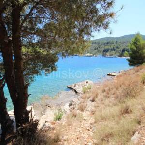 Korčula, Vela Luka, prodaja kuća 1.red, 4 stana