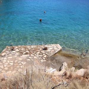 Korčula, Vela Luka, prodaja kuća 1.red, 4 stana