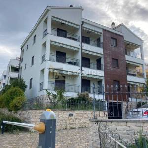 KOŽINO - Dvosoban dvoetažni stan 1. red do mora - 72m2