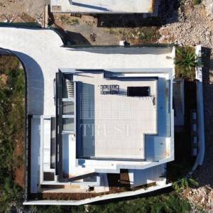 KRK – Luksuzni penthouse s panoramskom terasom