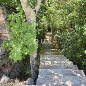 Krk, Omišalj, jednosobni stan, 50 m2, parking