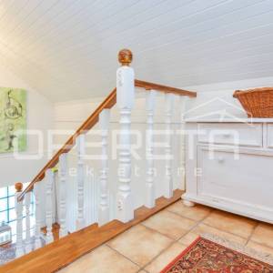 KUĆA, KRAPINSKE TOPLICE / KLOKOVEC – 243 m² stambene površine + objekt s poslovn