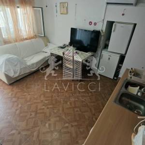 Kuća s 2 apartmana na Viru | 121 m² | 250 m od mora