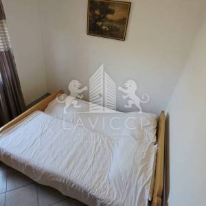 Kuća s 2 apartmana na Viru | 121 m² | 250 m od mora