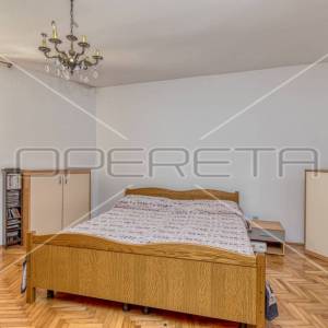 Kuća s dvorištem u srcu Rovinja, 316 m2 