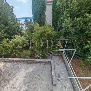 Kuća s potencijalom u centru Dramlja