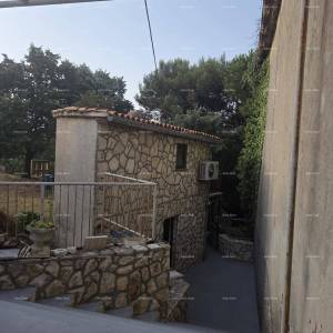 Kuća u Ližnjanu – 62 m² s okućnicom