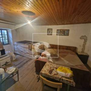 Kuća za adaptaciju u okolici Grimalde