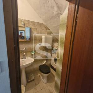 Kuća za adaptaciju u okolici Grimalde