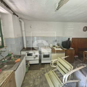 Kuća za adaptaciju u okolici Grimalde