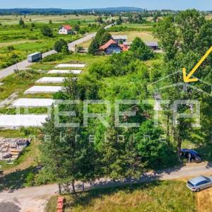 Kuća za obnovu blizu NP Plitvička jezera na parceli 1021 m2