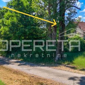 Kuća za obnovu blizu NP Plitvička jezera na parceli 1021 m2
