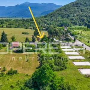 Kuća za obnovu blizu NP Plitvička jezera na parceli 1021 m2