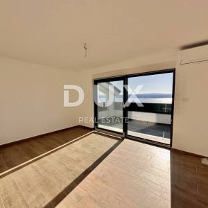 KVARNER, CRIKVENICA - Dvoetažni apartman, 101 m2, pogled na more!