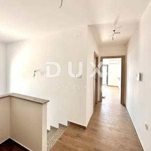 KVARNER, CRIKVENICA - Dvoetažni apartman, 101 m2, pogled na more!