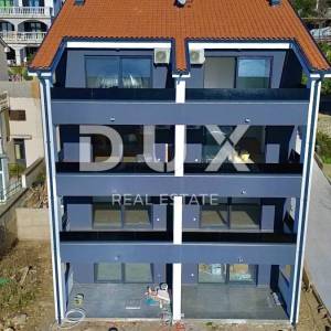 KVARNER, CRIKVENICA - Dvoetažni apartman, 101 m2, pogled na more!