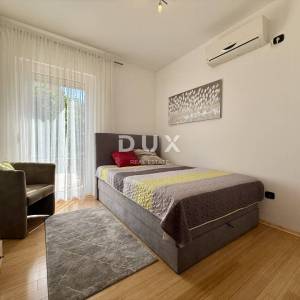 KVARNER, OPATIJA - Predivan apartman, 100 m2, bazen, garaža, pogled na more!