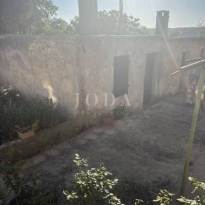 Labin, okolica, kuća za adaptaciju u manjem, mirnom selu