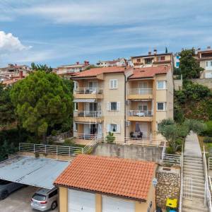 LABIN, RABAC - Stan u prizemlju, 2S+DB