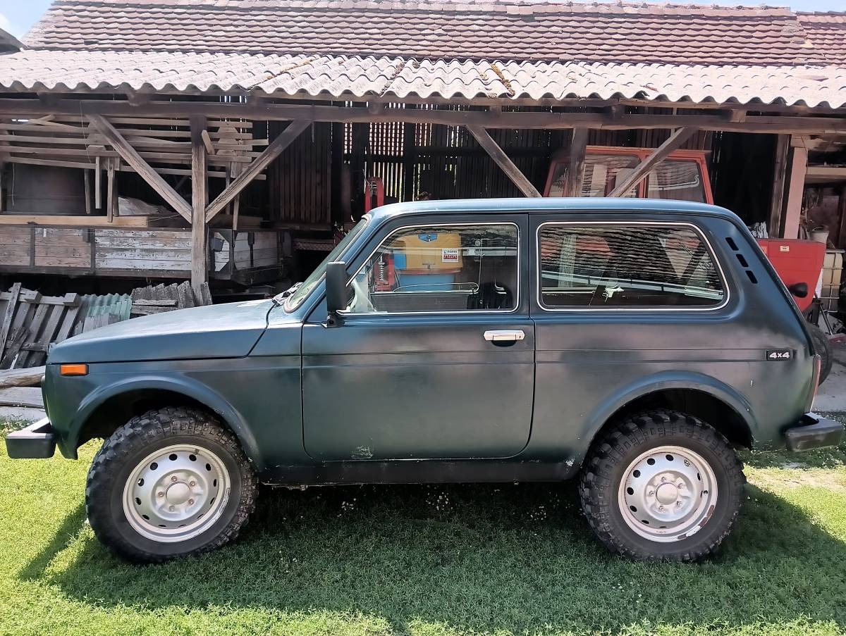 Lada Niva 1,7i