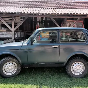Lada Niva 1,7i