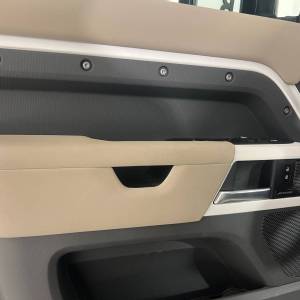 Land Rover Defender 110 X-DYNAMIC SE 2.0T PHEV 404HP AWD A8 - 3 godine jamstva