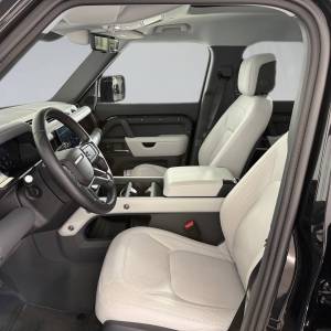 Land Rover Defender 110 X-DYNM HSE 3.0D 7 SEAT AWD