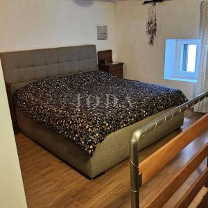 Lijepa kamena kuća u nizu,Vodnjan