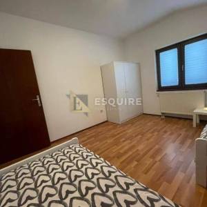 LJUBAČ - Samostojeća kuća s velikom okućnicom 1. red do mora - 702m2