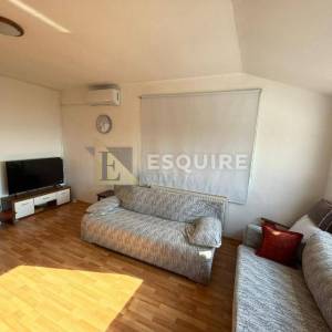 LJUBAČ - Velika parcela sa prizemnicom 1. red do mora - 702m2
