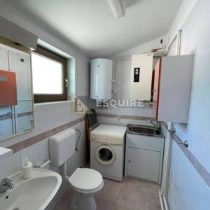 LJUBAČ - Velika parcela sa prizemnicom 1. red do mora - 702m2