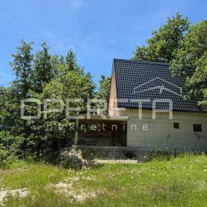 LOVINAC, LIKA, KUĆA PRODAJA, IDEALNO ZA TURIZAM