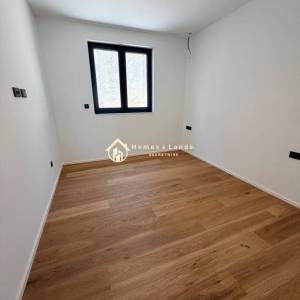 Lovran,novi 3-stan 113m2(S1B) s vrtom,terasom,spremištem i 2 parkinga
