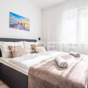 Luksuzna vila s bazenom 50 m od mora i pogledom na otoke