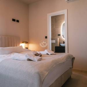 LUKSUZNA VILA S BAZENOM, PRVI RED DO MORA, NIN - ZADAR