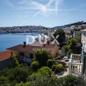 MALI LOŠINJ- Vila blizu mora s vlastitim vezom za brodice