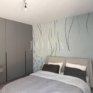 MALINSKA – Moderna vila s bazenom u pripremi, saunom, teretanom i panoramskom krovnom terasom