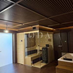 MALINSKA – Moderna vila s bazenom u pripremi, saunom, teretanom i panoramskom krovnom terasom