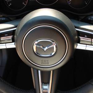 Mazda 3 2.0 X186 *HEAD-UP, LED, NAVIGACIJA, KAMERA* - nije uvoz